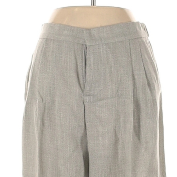 Karen Kane Cropped Pants Size M Lightweight Gray Elastic Waist High Rise Pockets - Picture 4 of 10
